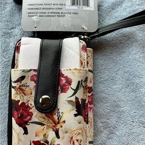 Jessica McClintock Travel Wallet & Crossbody Floral Print